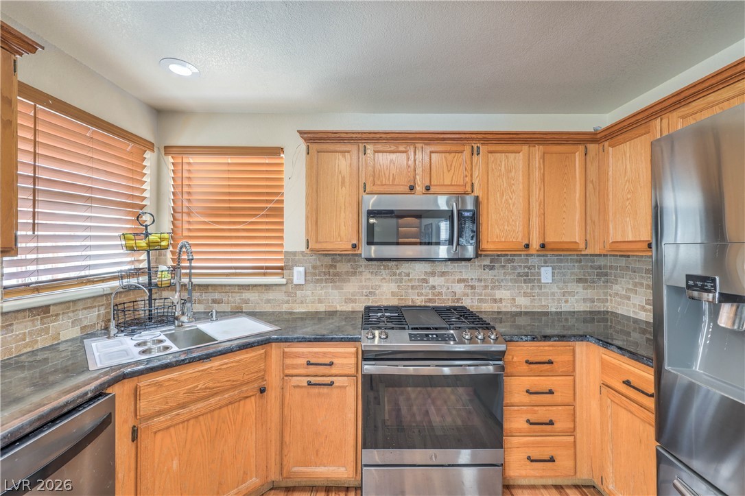 1005 Rainbow Meadows Drive Las Vegas NV 89128