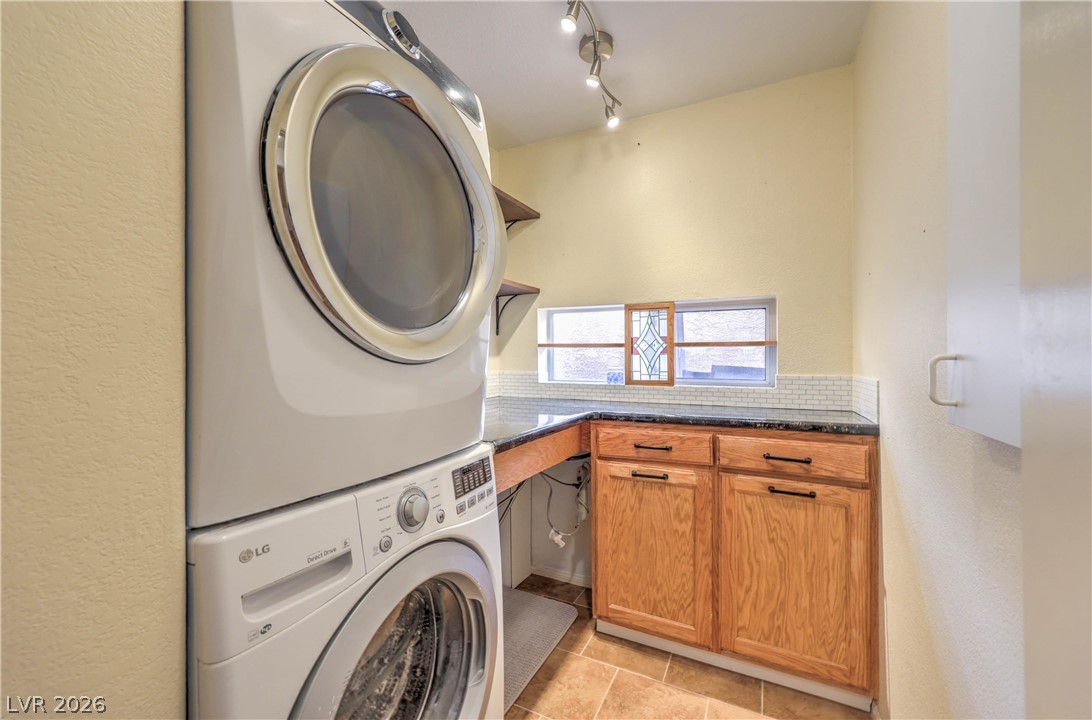1005 Rainbow Meadows Drive Las Vegas NV 89128