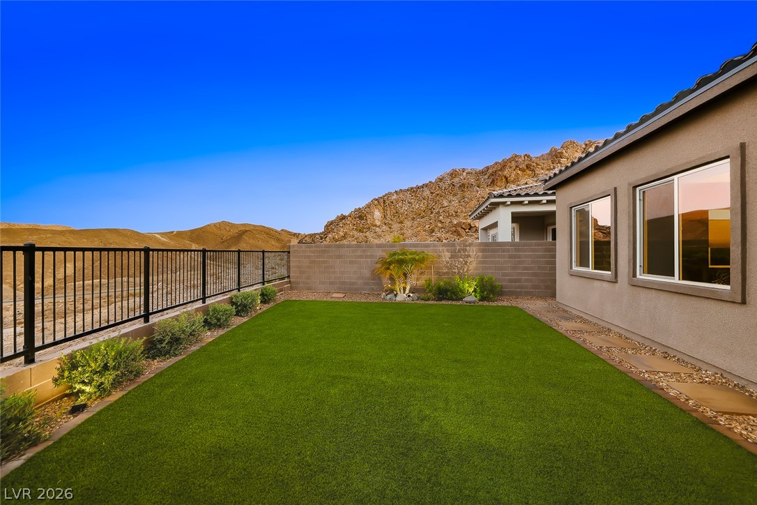 66 Ibiza Lake Drive Henderson NV 89011