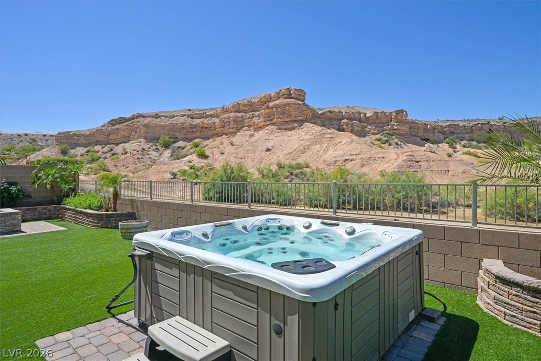 1702 Sonoran Bluff Avenue Henderson NV 89014
