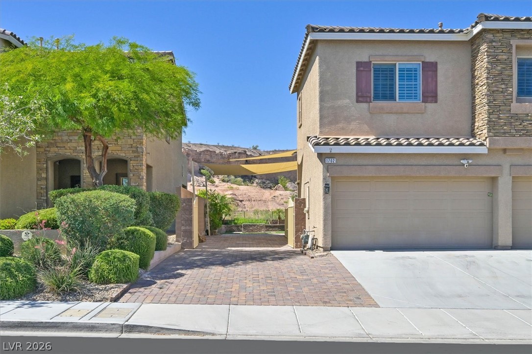 1702 Sonoran Bluff Avenue Henderson NV 89014