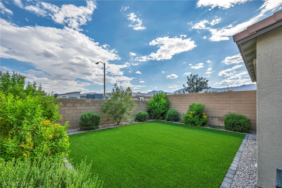10971 Bristol Park Avenue Las Vegas NV 89166