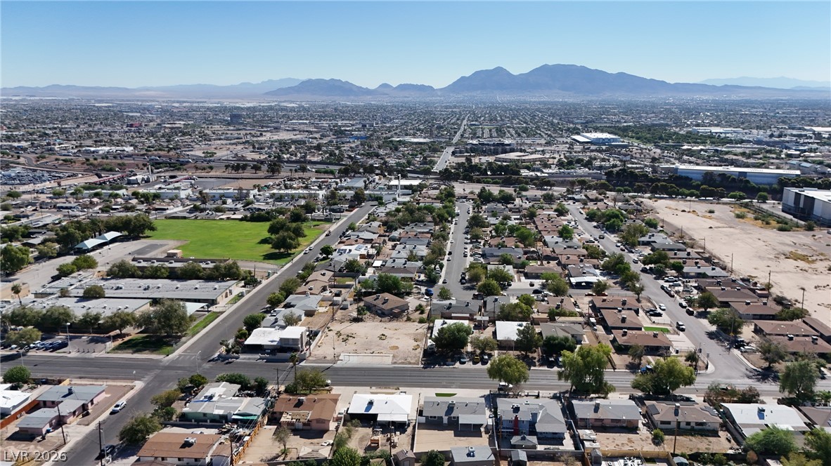 1674 D Street Las Vegas NV 89106