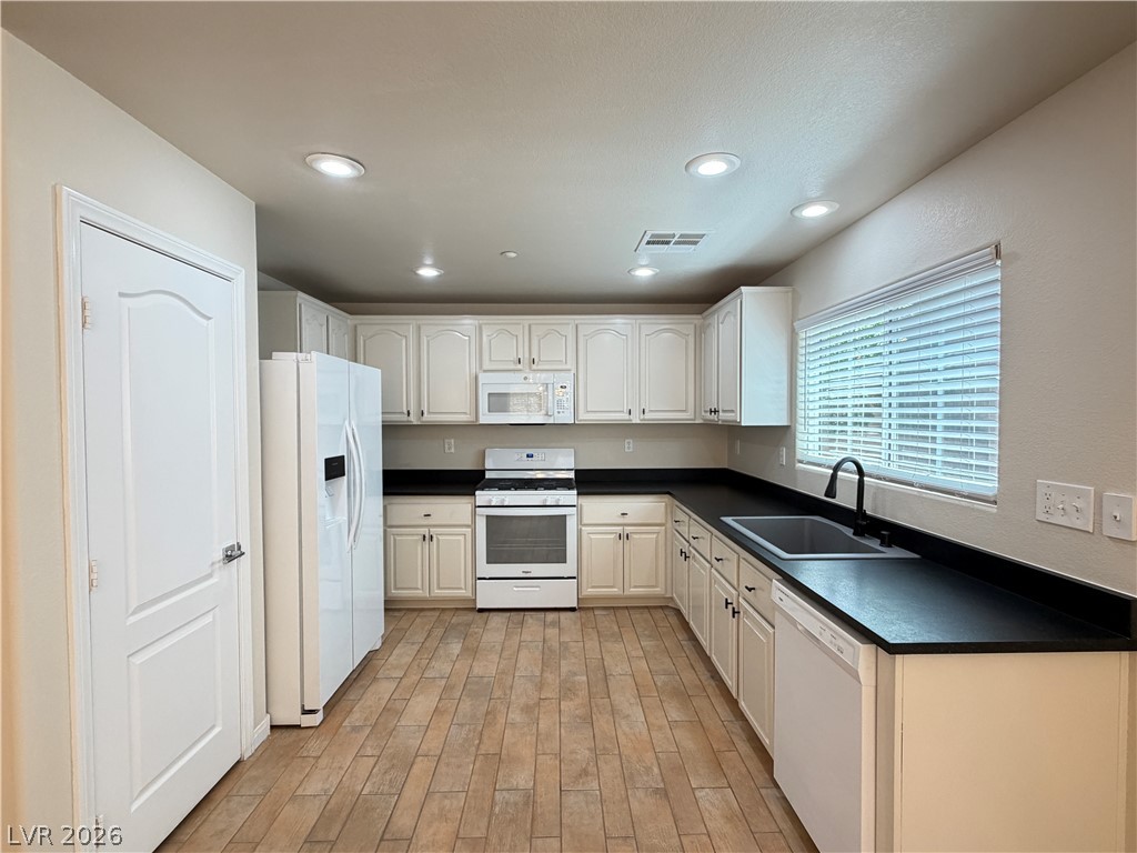 133 Desert Pond Avenue Henderson NV 89002