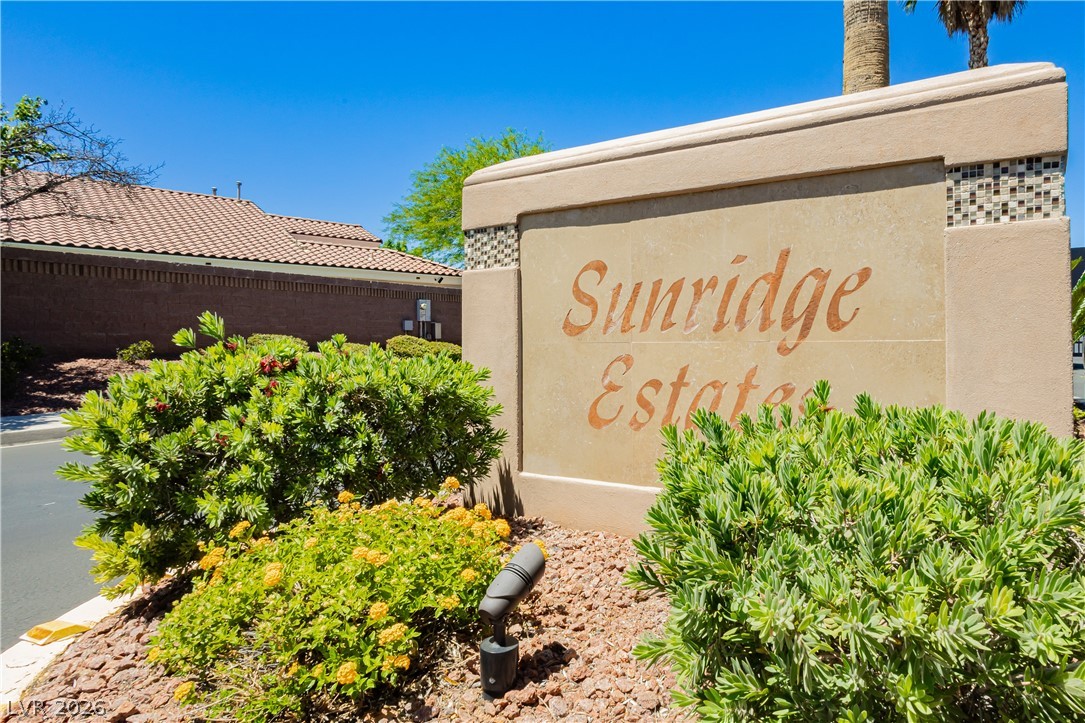 2256 Dogwood Ranch Avenue Henderson NV 89052