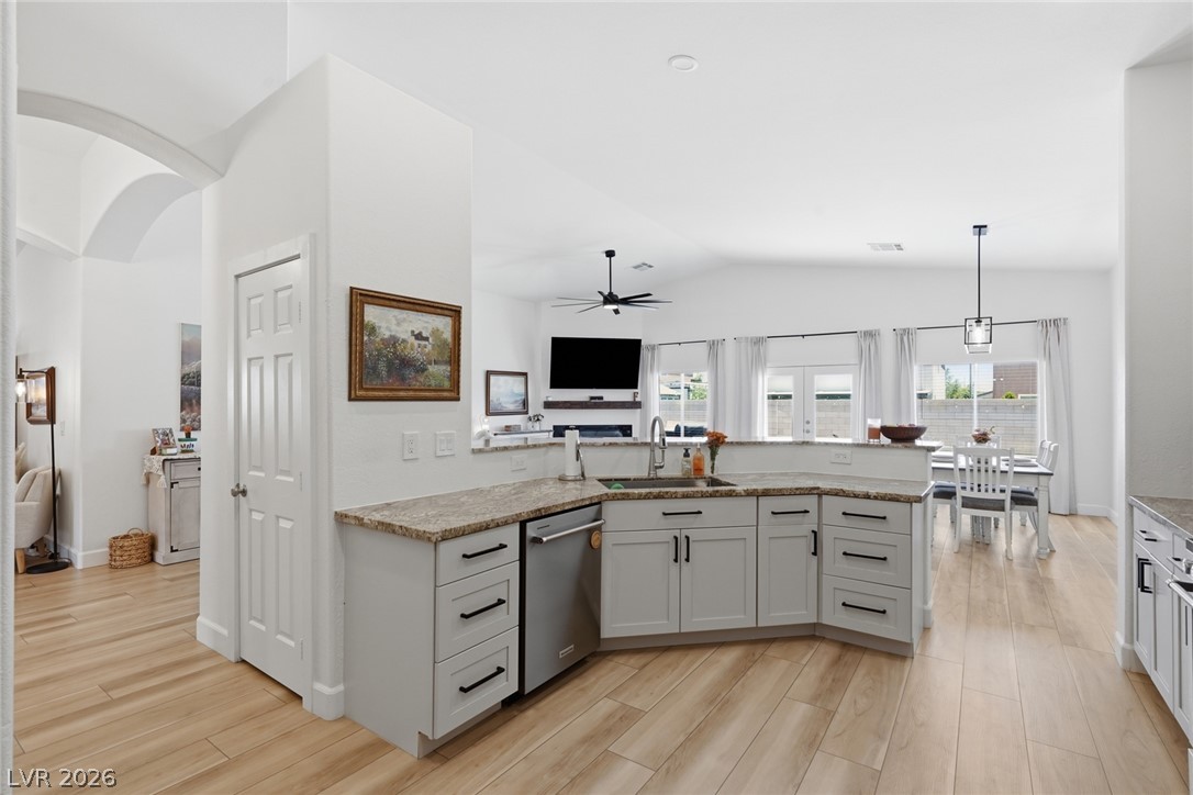 7074 Sea Orchard Street Las Vegas NV 89131
