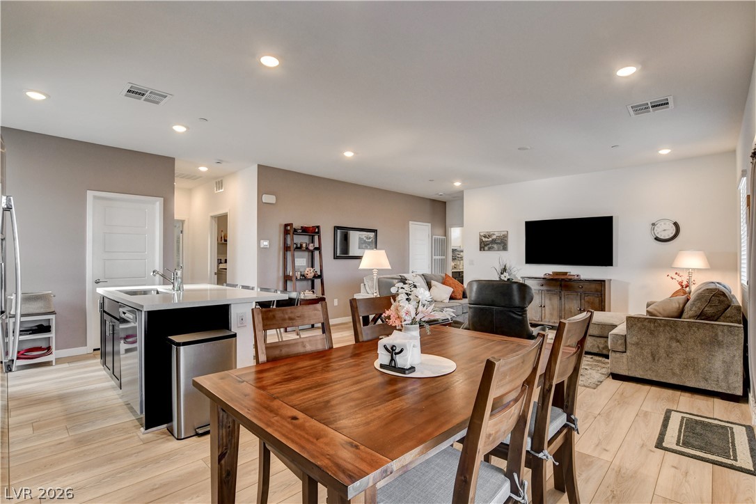 896 Regent Terrace Lane Las Vegas NV 89138