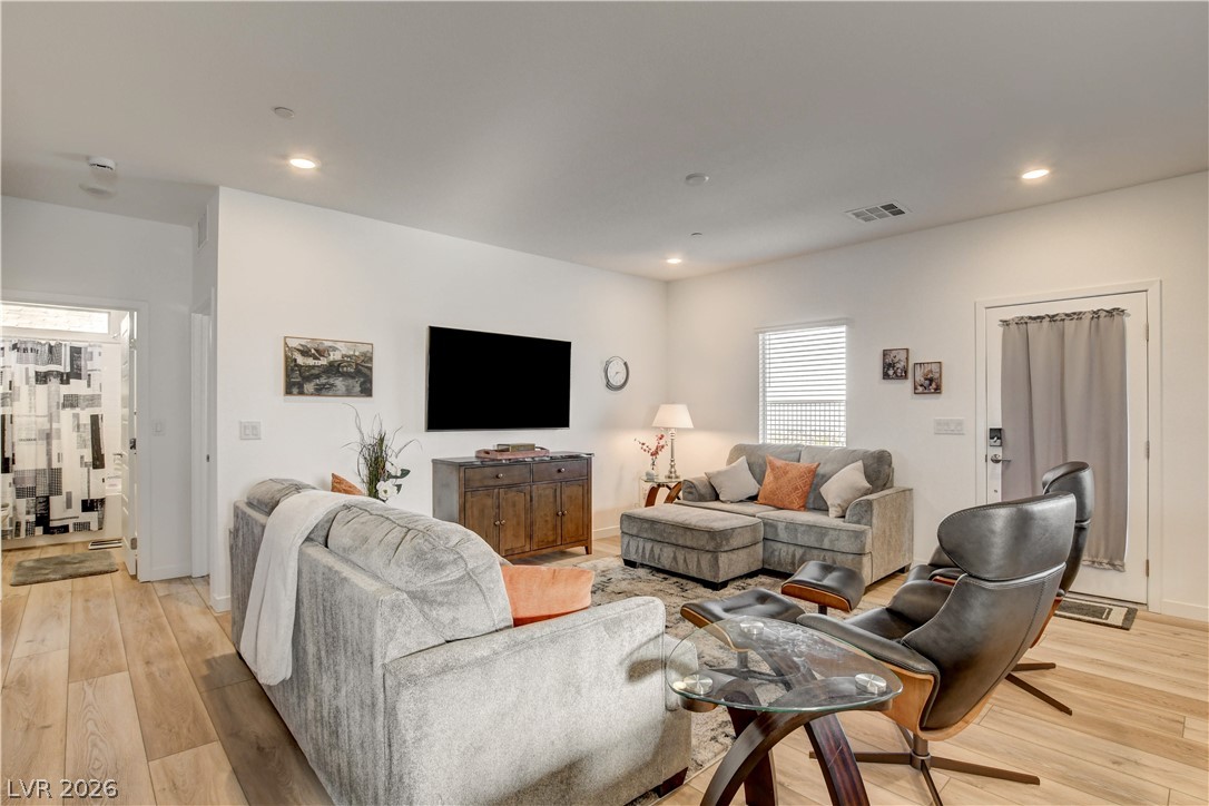 896 Regent Terrace Lane Las Vegas NV 89138