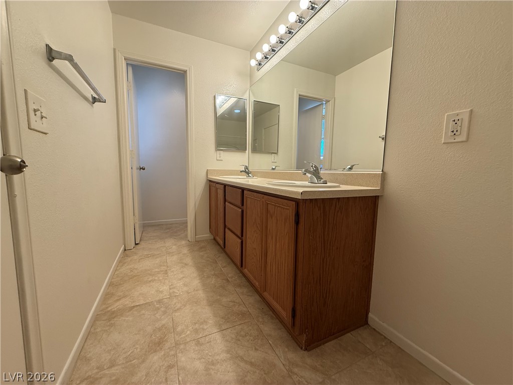 8247 Time Machine Avenue Las Vegas NV 89113