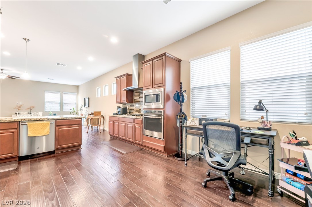71 Newton Ridge Way Las Vegas NV 89183