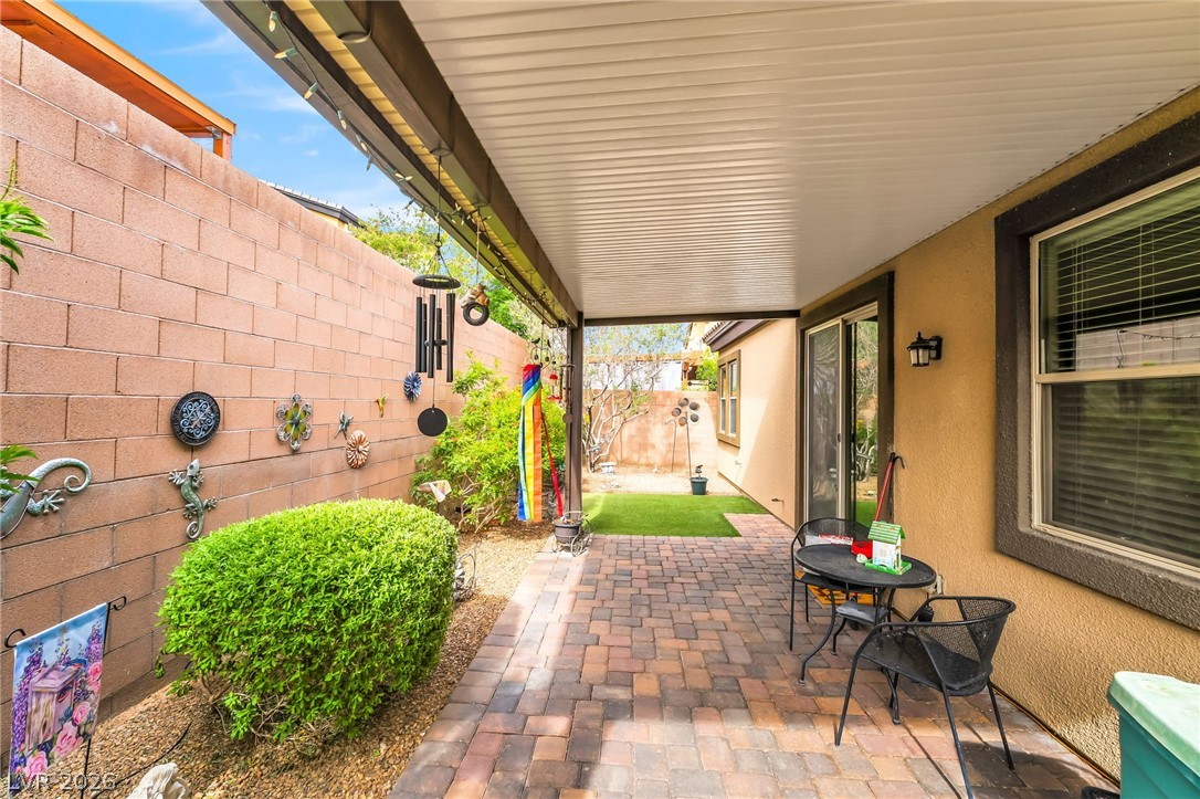 71 Newton Ridge Way Las Vegas NV 89183
