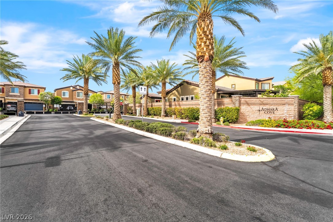 71 Newton Ridge Way Las Vegas NV 89183