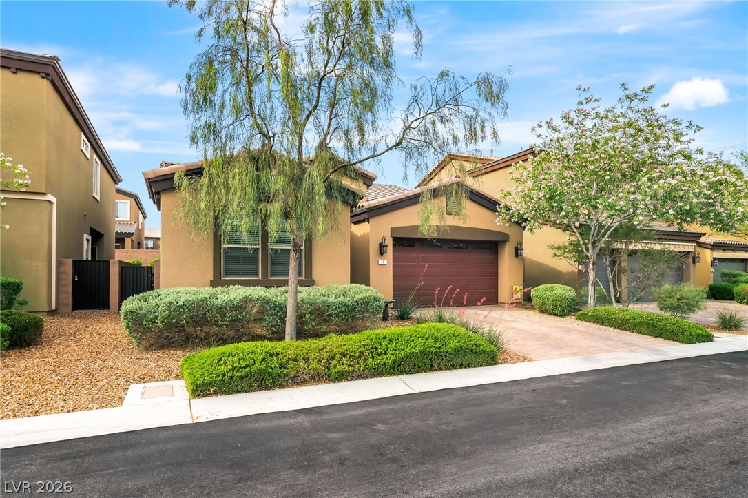 71 Newton Ridge Way Las Vegas NV 89183