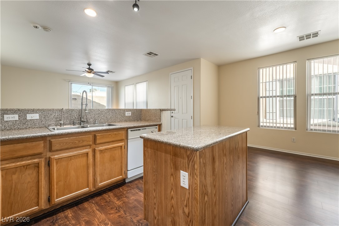 2528 Living Rock Street Las Vegas NV 89106