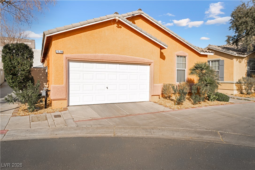 2528 Living Rock Street Las Vegas NV 89106