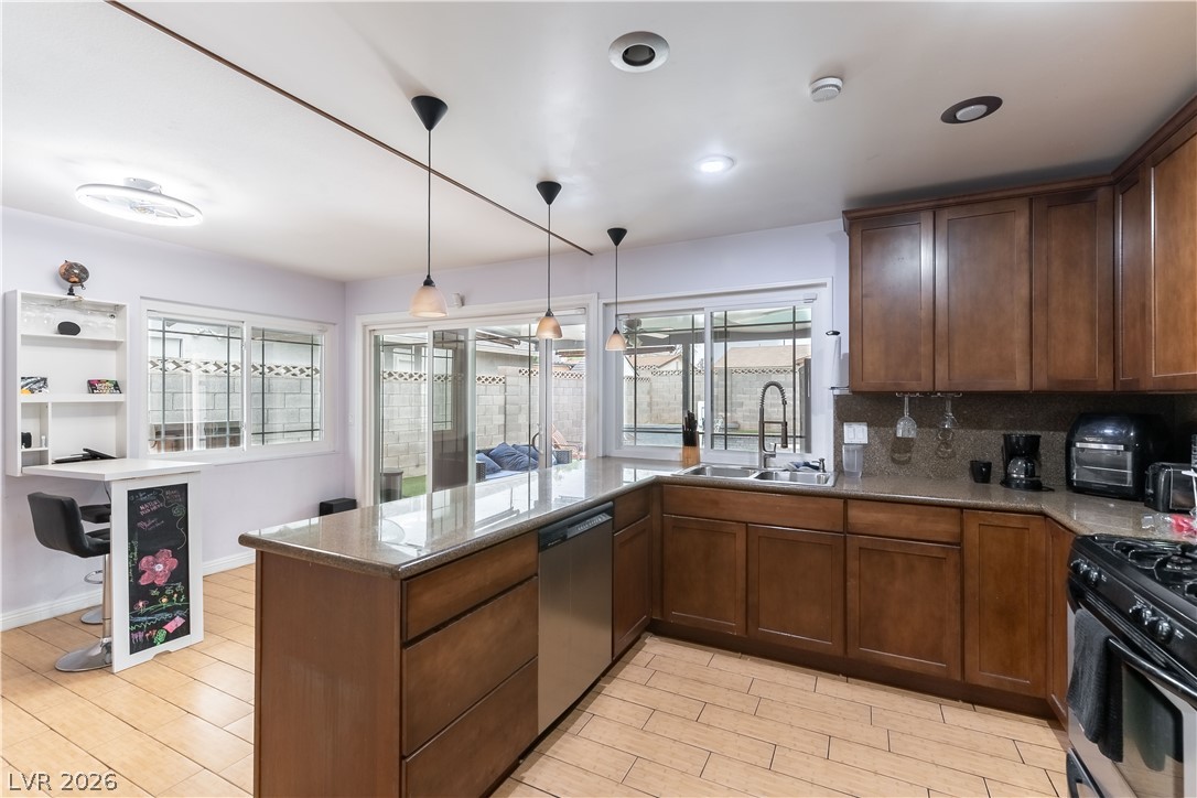 7112 Fenway Avenue Las Vegas NV 89147