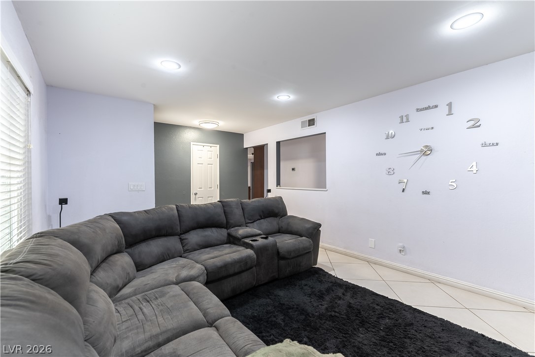 7112 Fenway Avenue Las Vegas NV 89147