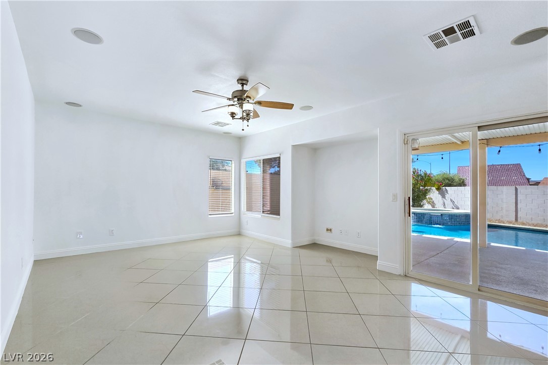 10699 Medicine Bow Street Las Vegas NV 89183