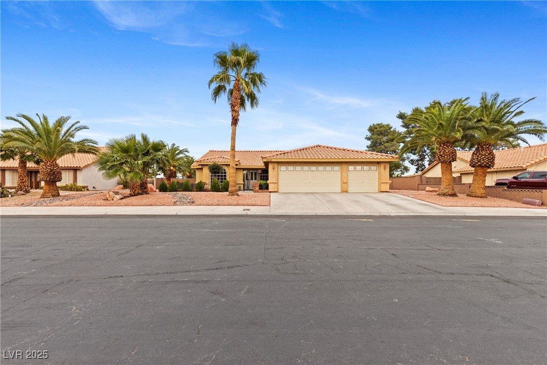 7530 Demona Drive Las Vegas NV 89123