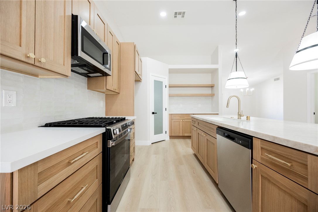 463 Palegold Street Henderson NV 89012