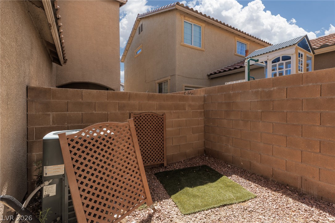 7945 Crimson Point Street Las Vegas NV 89149
