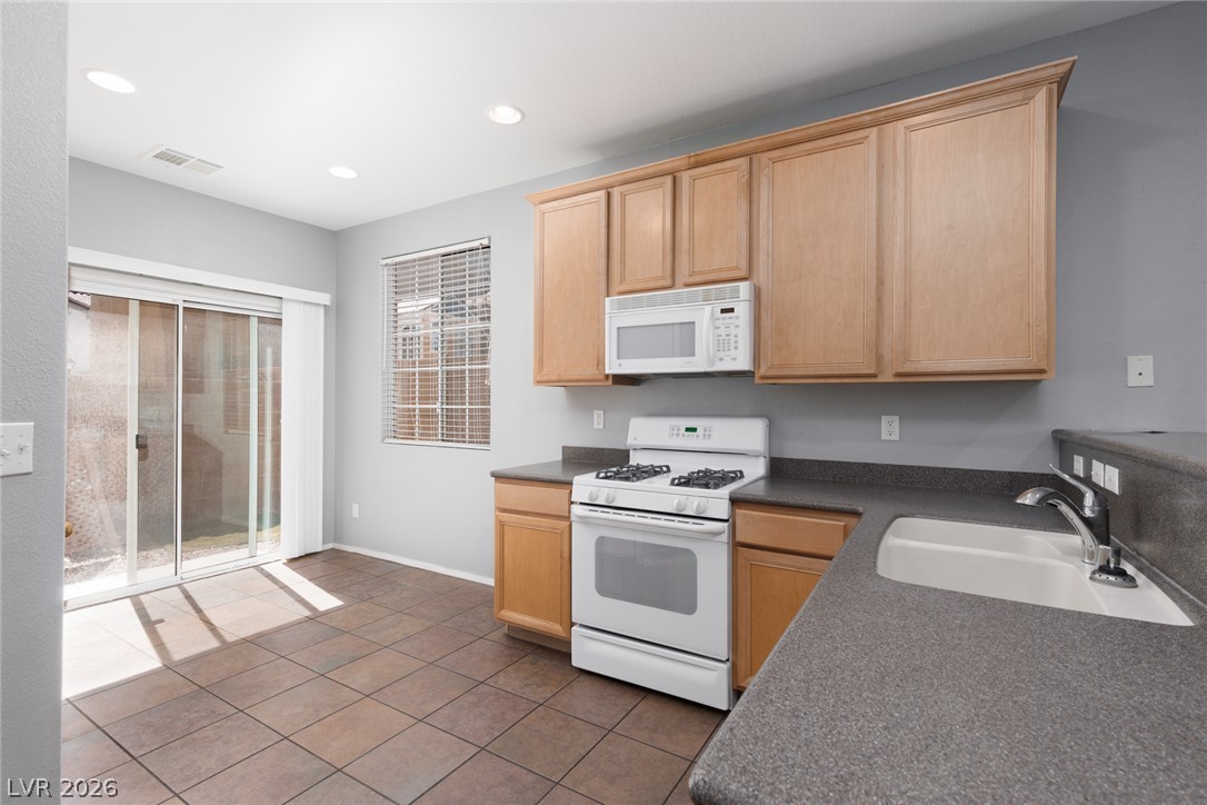 7945 Crimson Point Street Las Vegas NV 89149