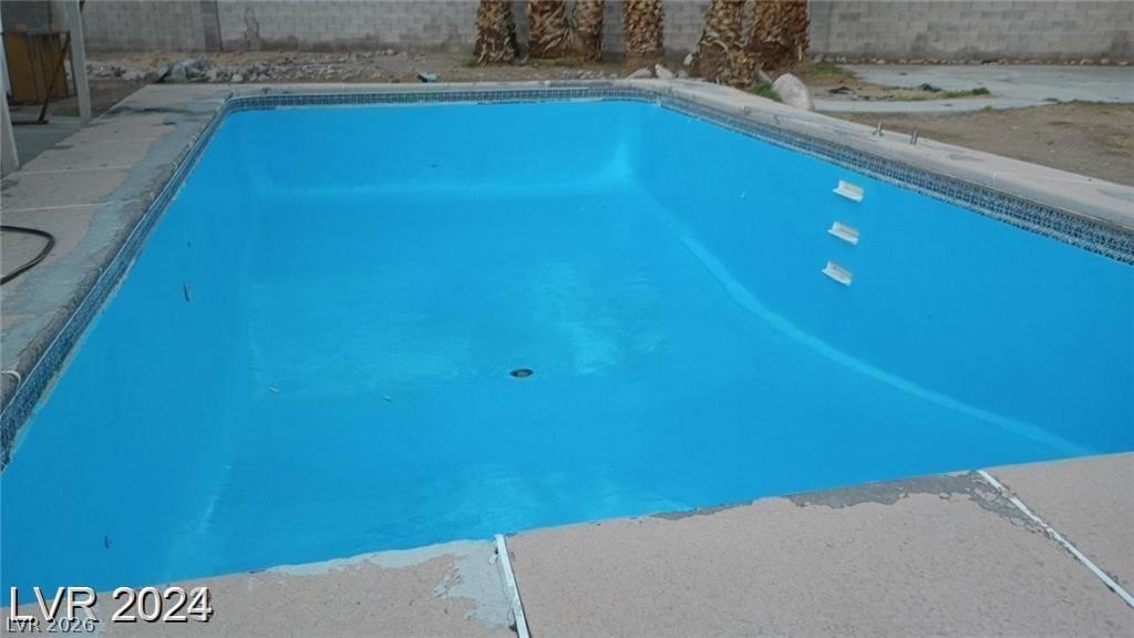 45 Logan Court Las Vegas NV 89110