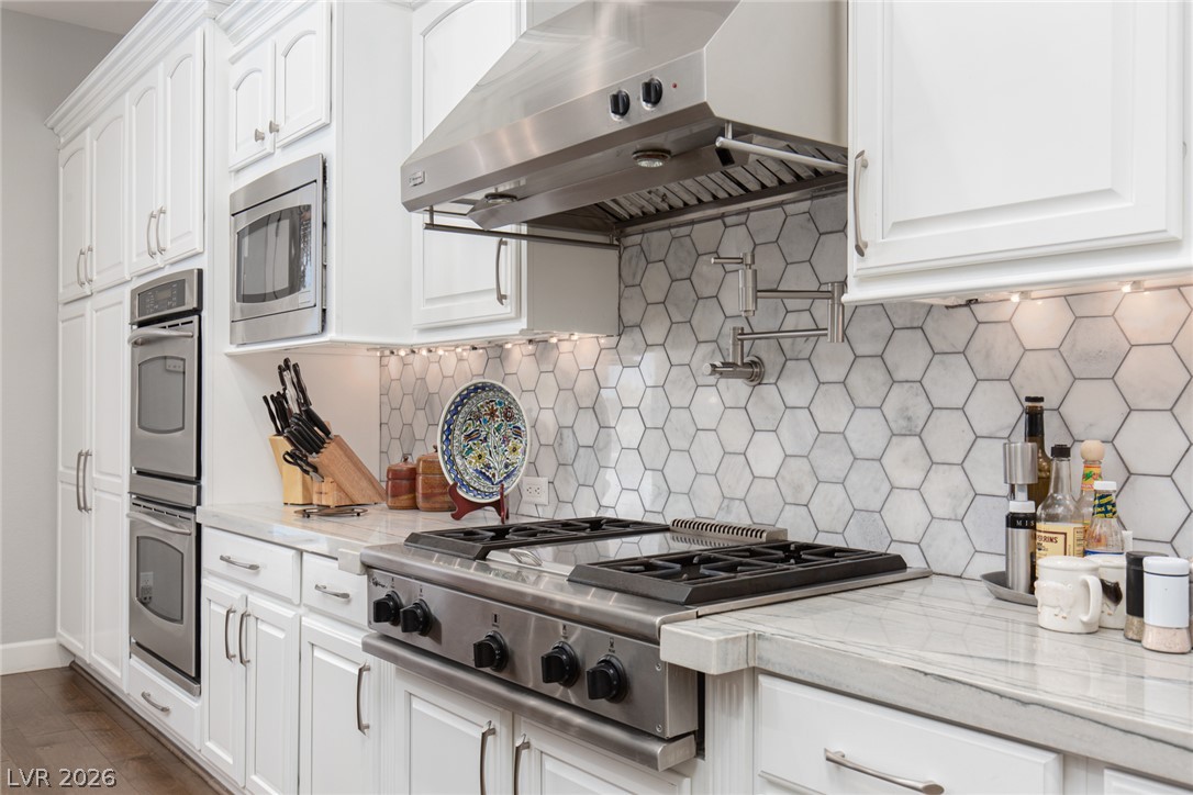 22 Douglas Grove Road Henderson NV 89052