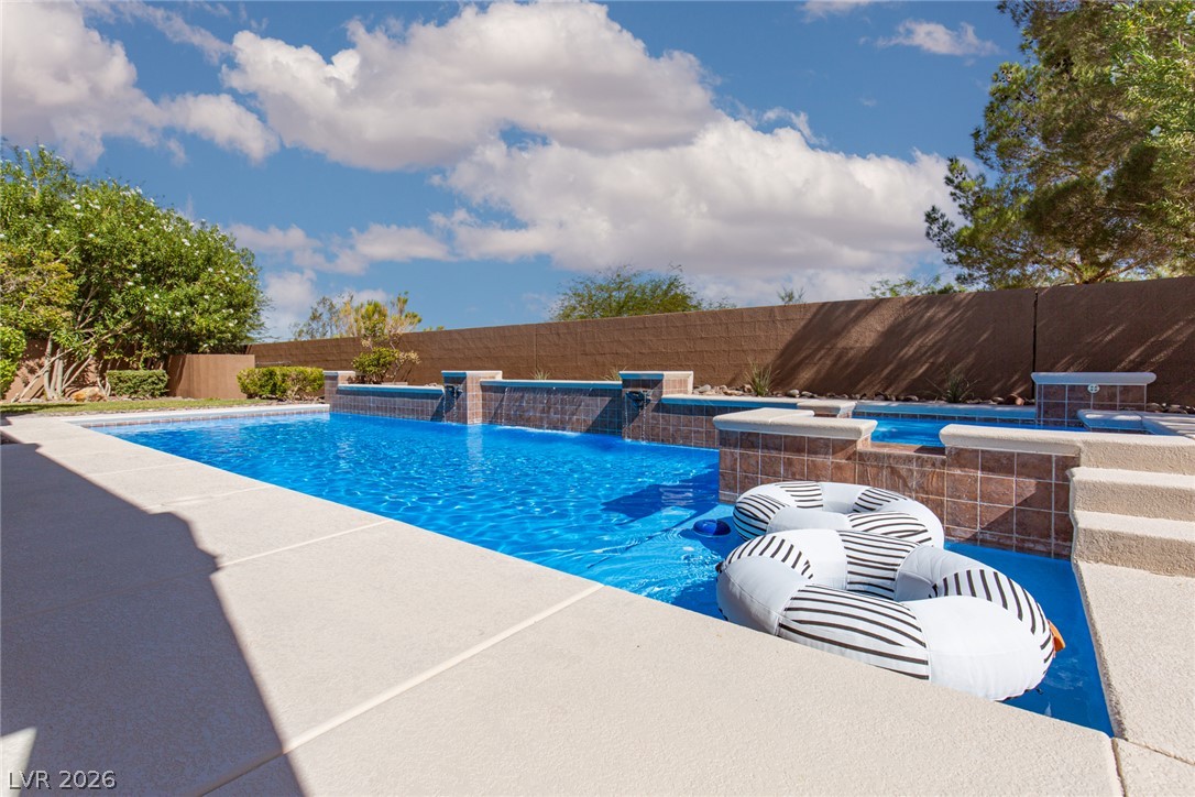 22 Douglas Grove Road Henderson NV 89052