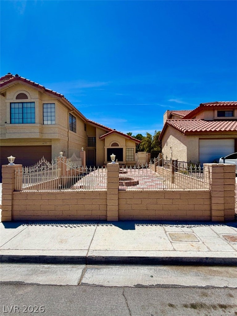 4727 Beaconsfield Street Las Vegas NV 89147