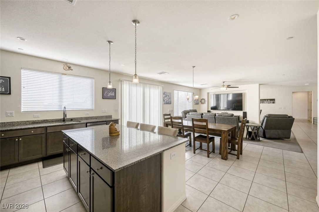 7232 Western Sun Drive Las Vegas NV 89149