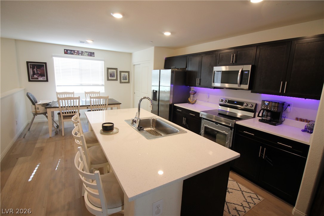 6852 Prairie Pearl Street Las Vegas NV 89148