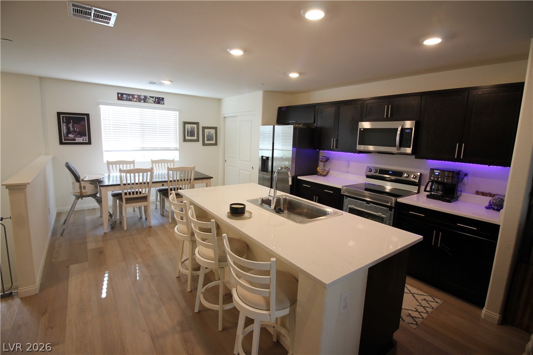 6852 Prairie Pearl Street Las Vegas NV 89148