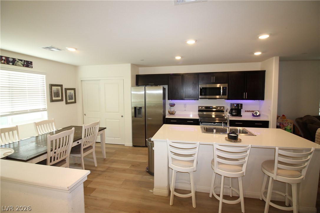 6852 Prairie Pearl Street Las Vegas NV 89148