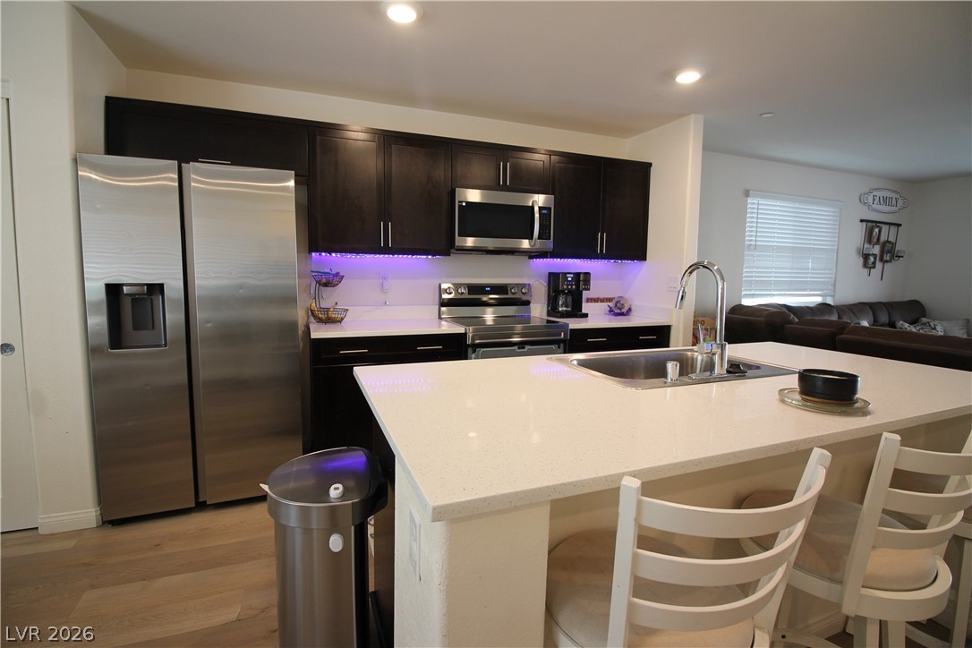 6852 Prairie Pearl Street Las Vegas NV 89148
