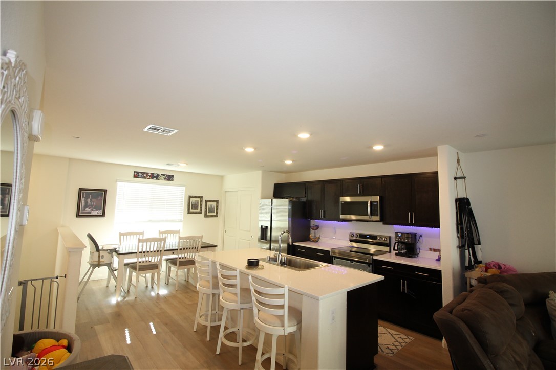6852 Prairie Pearl Street Las Vegas NV 89148