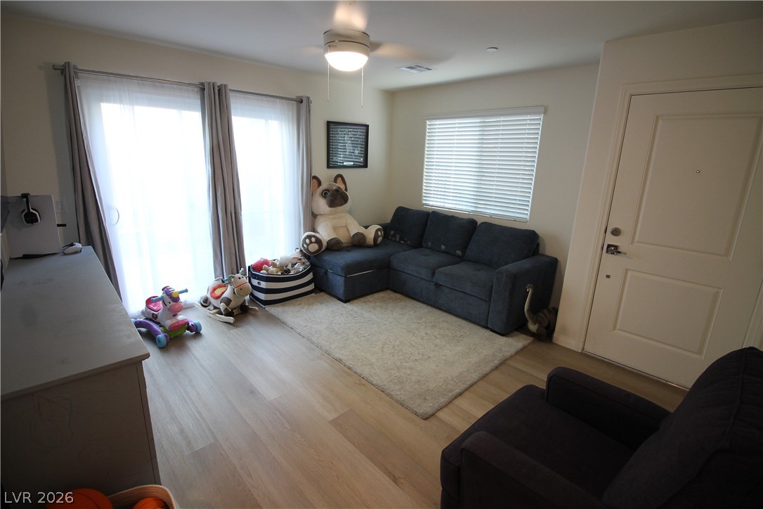 6852 Prairie Pearl Street Las Vegas NV 89148