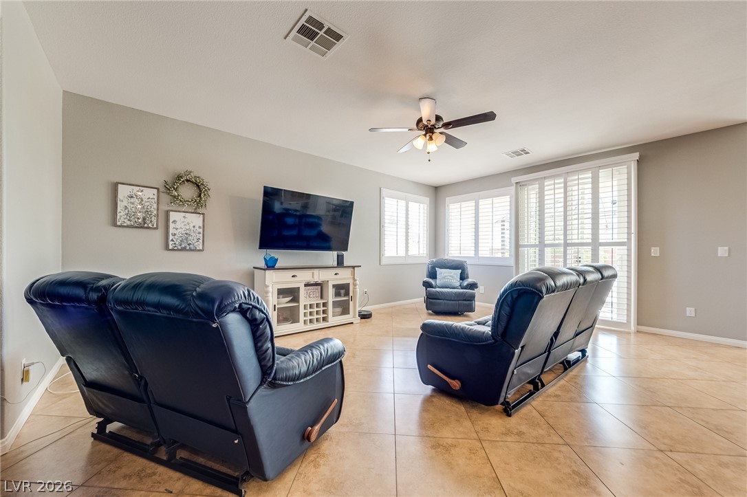 643 Coral View Street Las Vegas NV 89110