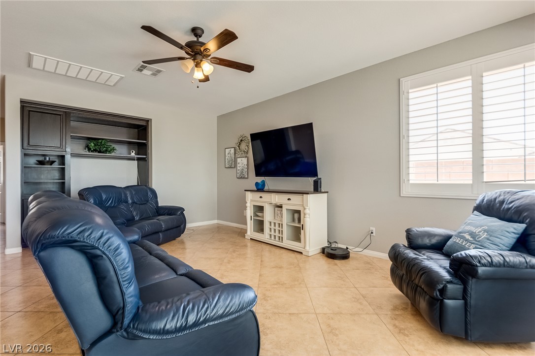 643 Coral View Street Las Vegas NV 89110