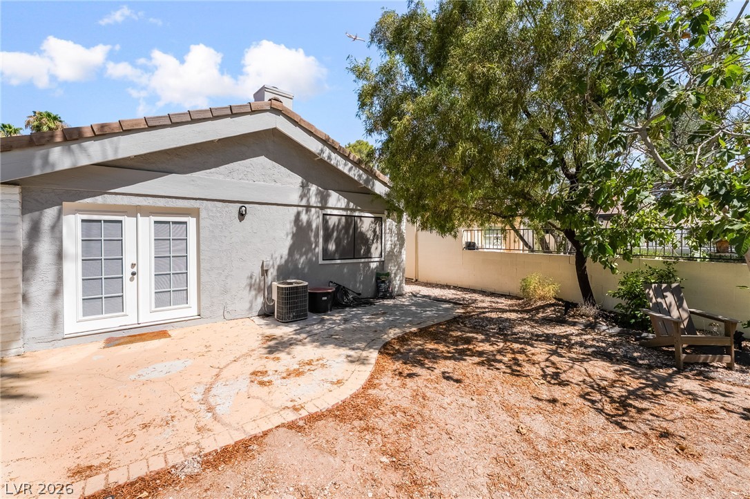 2989 Bel Air Drive Las Vegas NV 89109