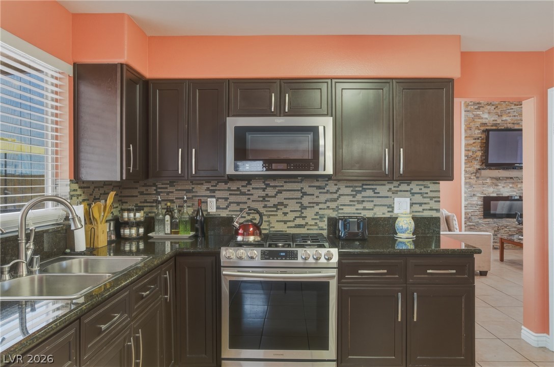 104 Zenith Point Avenue North Las Vegas NV 89032