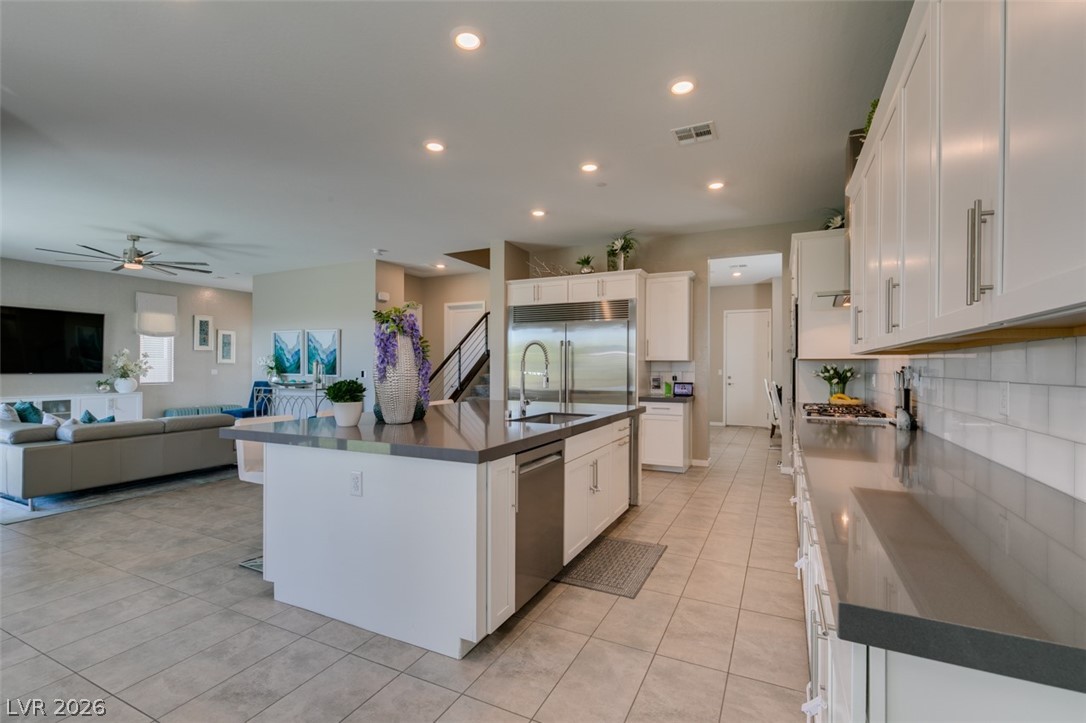 779 Glowing Horizon Street Henderson NV 89052