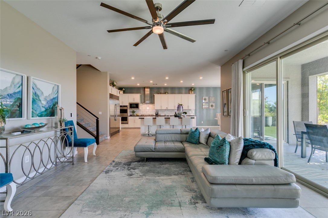 779 Glowing Horizon Street Henderson NV 89052