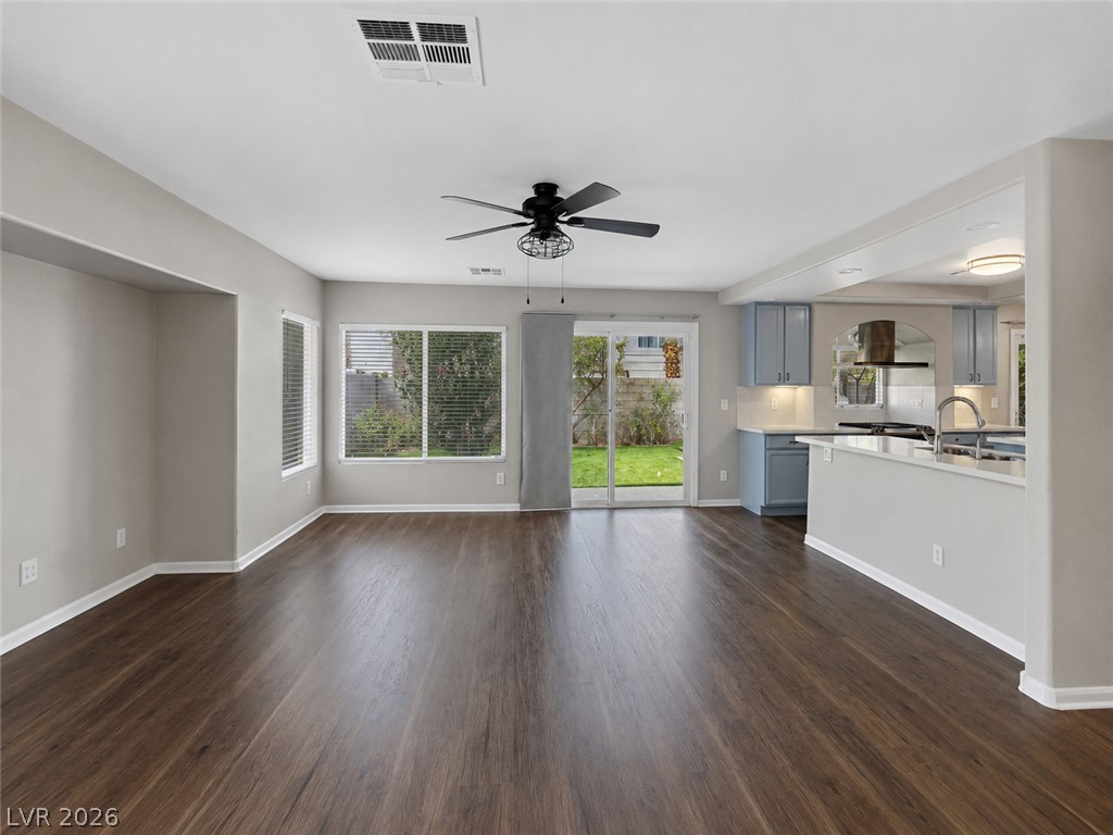 10607 Salmon Leap Street Las Vegas NV 89183