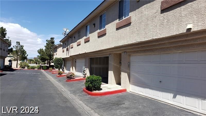 1236 Dusty Creek Street Las Vegas NV 89128