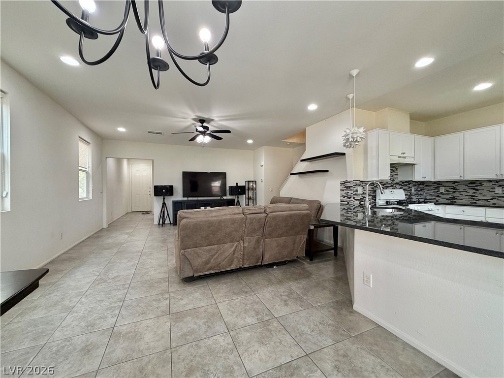 9830 Colenso Court Las Vegas NV 89148