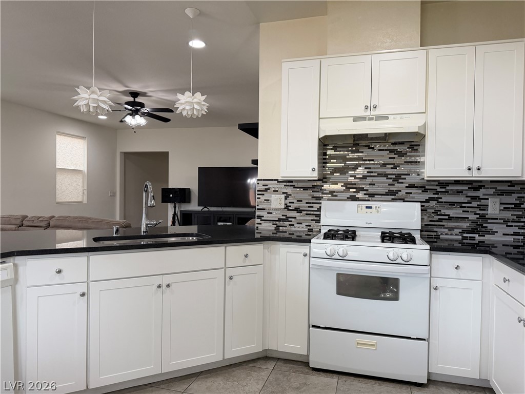 9830 Colenso Court Las Vegas NV 89148