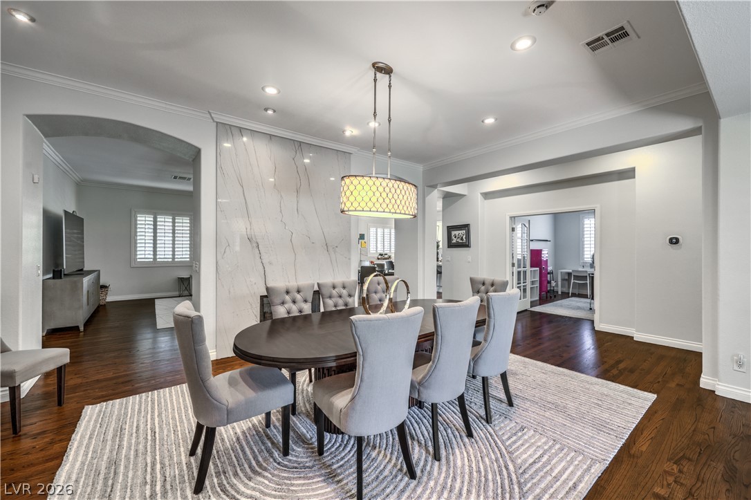 7166 Frontier Hills Avenue Las Vegas NV 89113