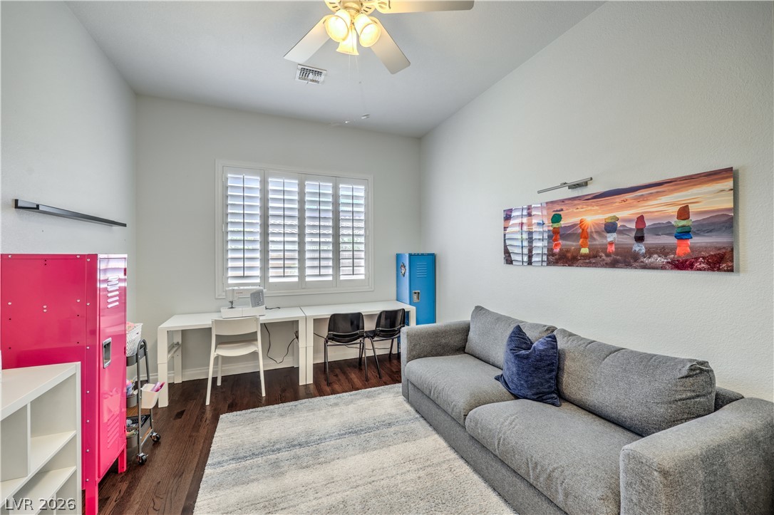 7166 Frontier Hills Avenue Las Vegas NV 89113