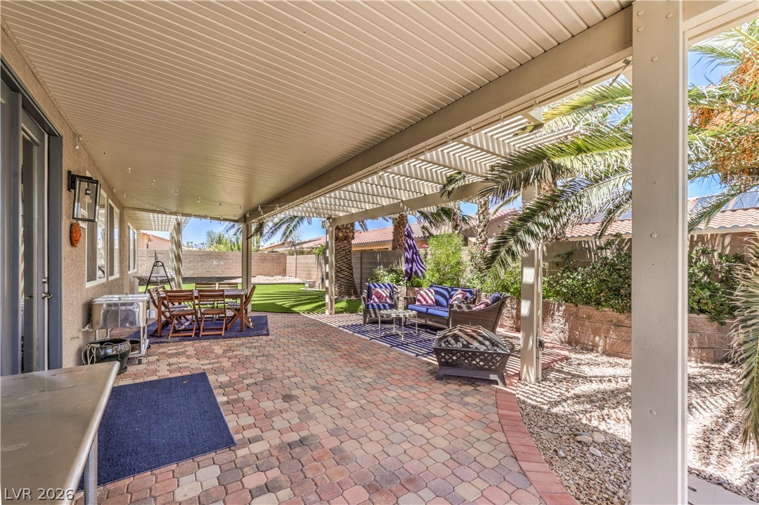7166 Frontier Hills Avenue Las Vegas NV 89113